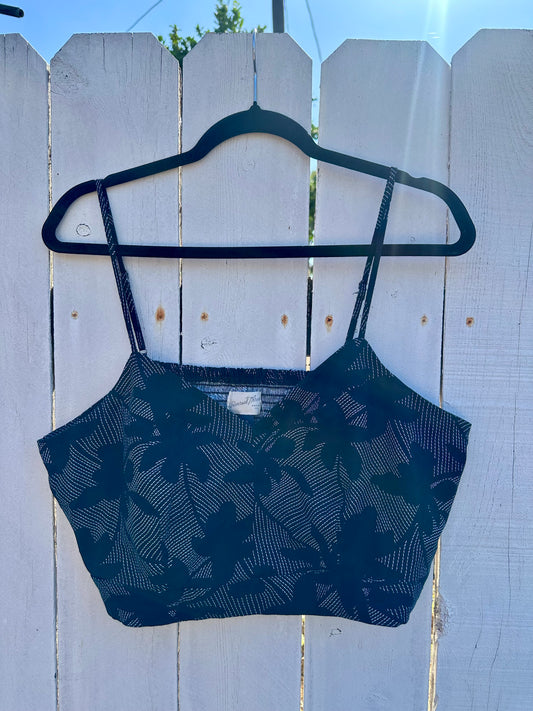 XL Black Crop Tank