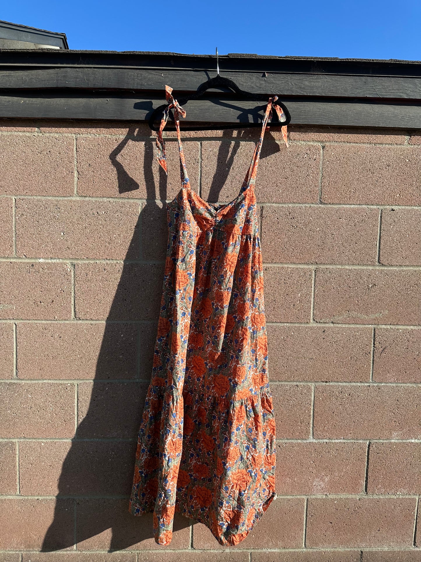 Small Peony Pattern Dress