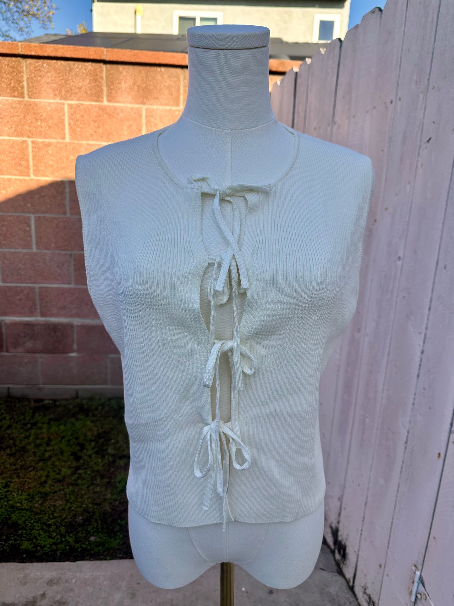 M/L Cream Ribbed Tie Top