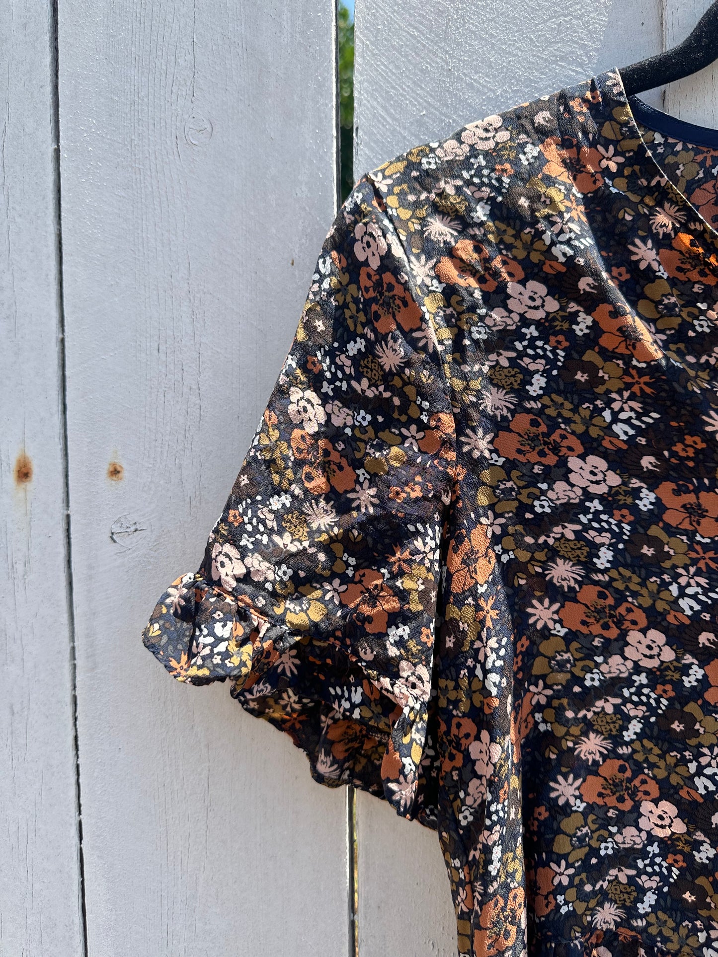 Medium Floral Fall Top