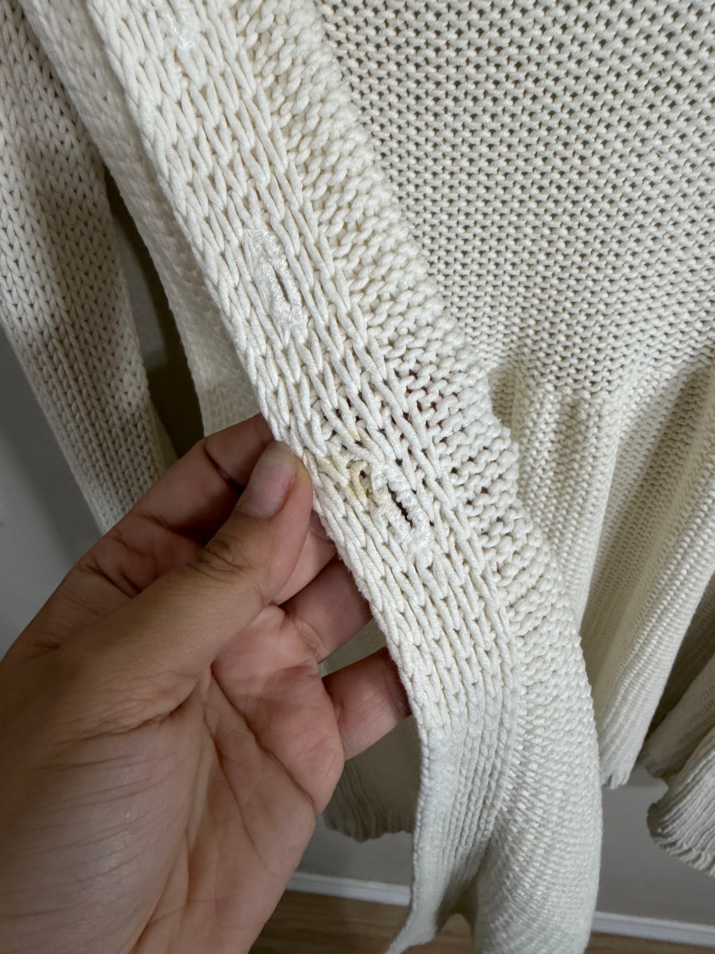 XS Cream Cardigan *small call out see pics