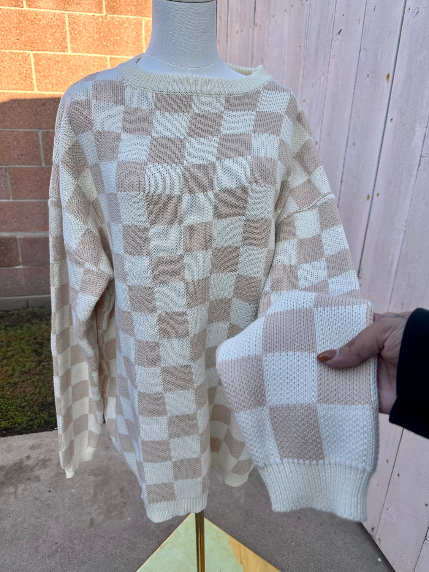 NWT XXL Tan Checkered Sweater