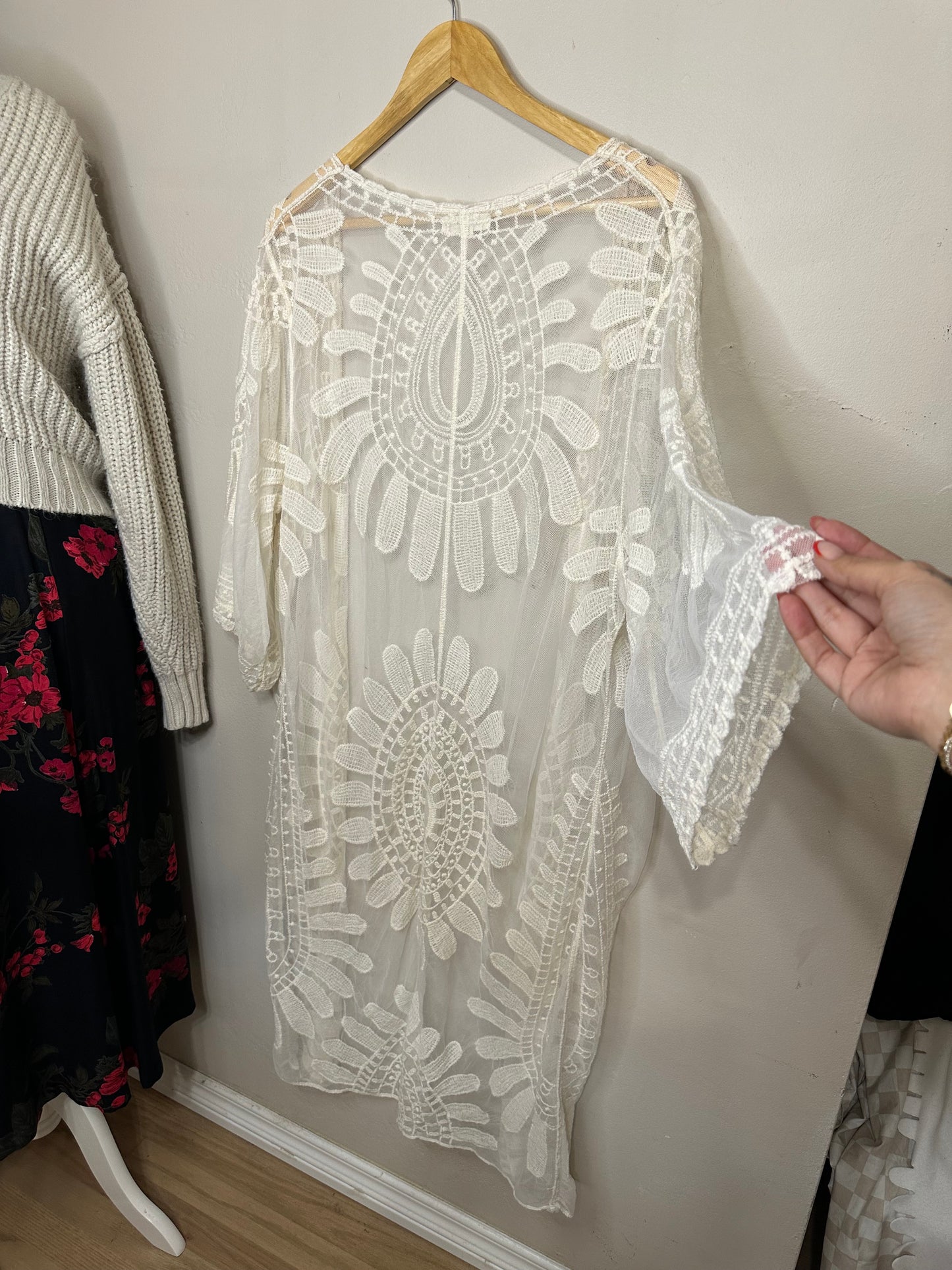 Large Lace Kimono (Longer Sleeve)