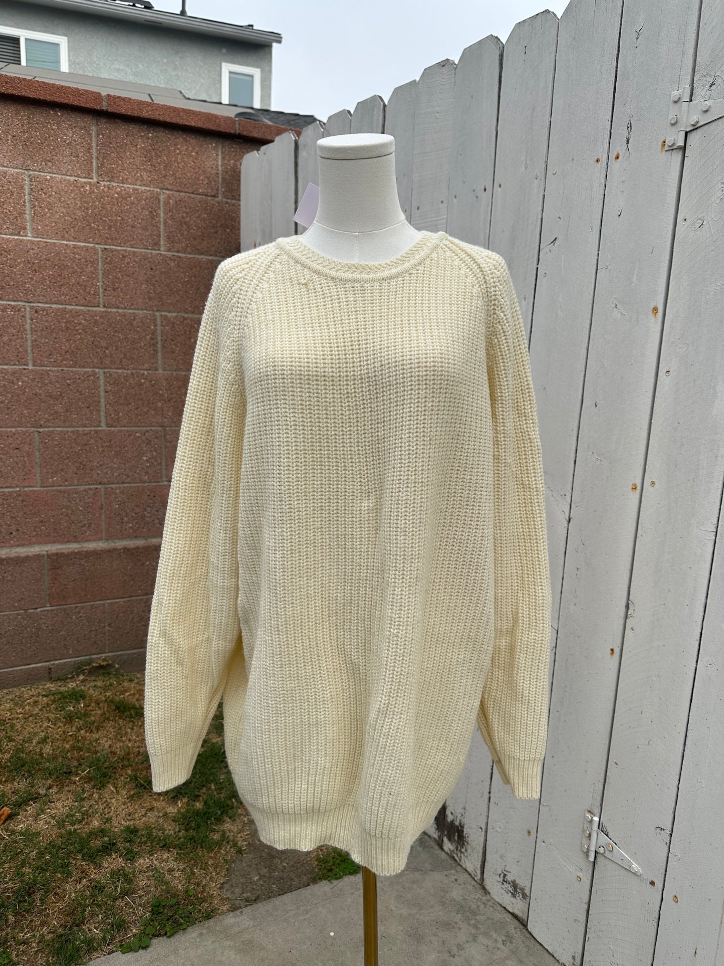 2X Cream Sweater