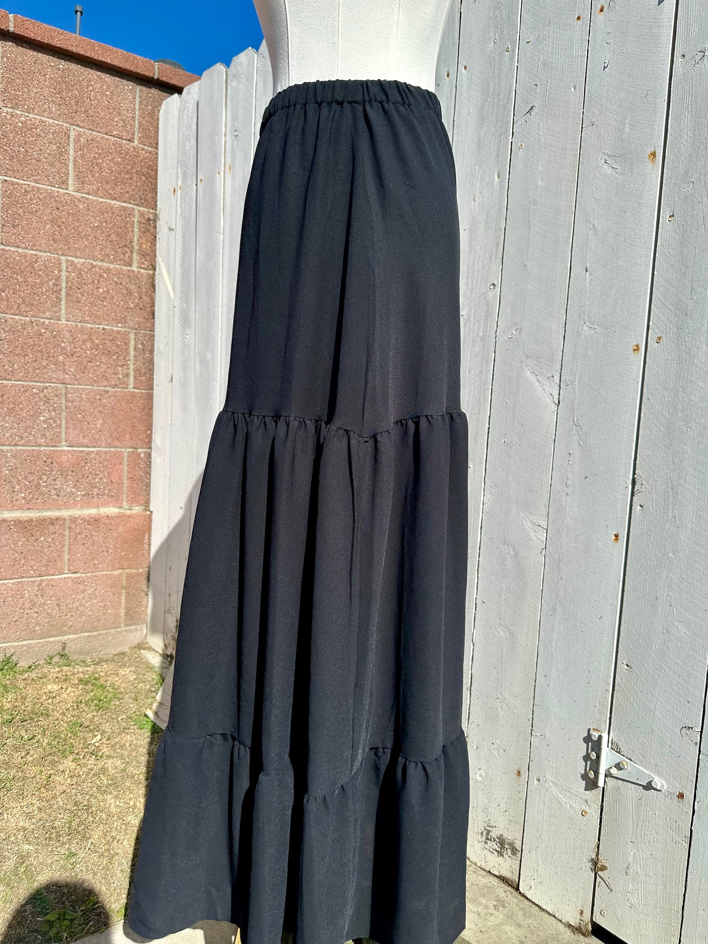 NWT 2x/3x Black 3 Tier Skirt