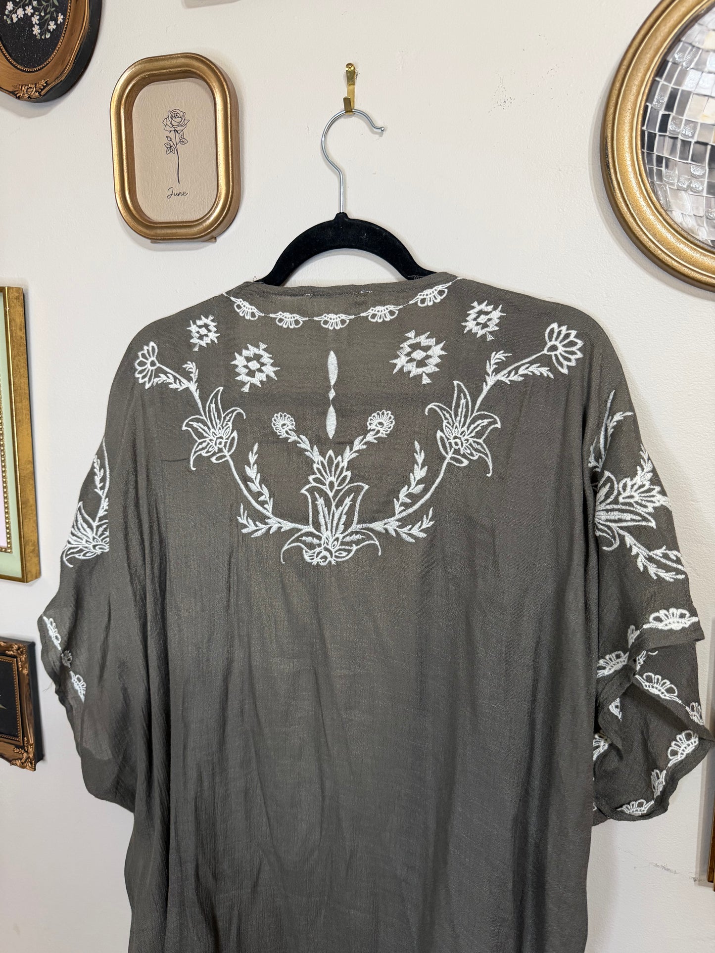 Large Green Embroidered Kimono