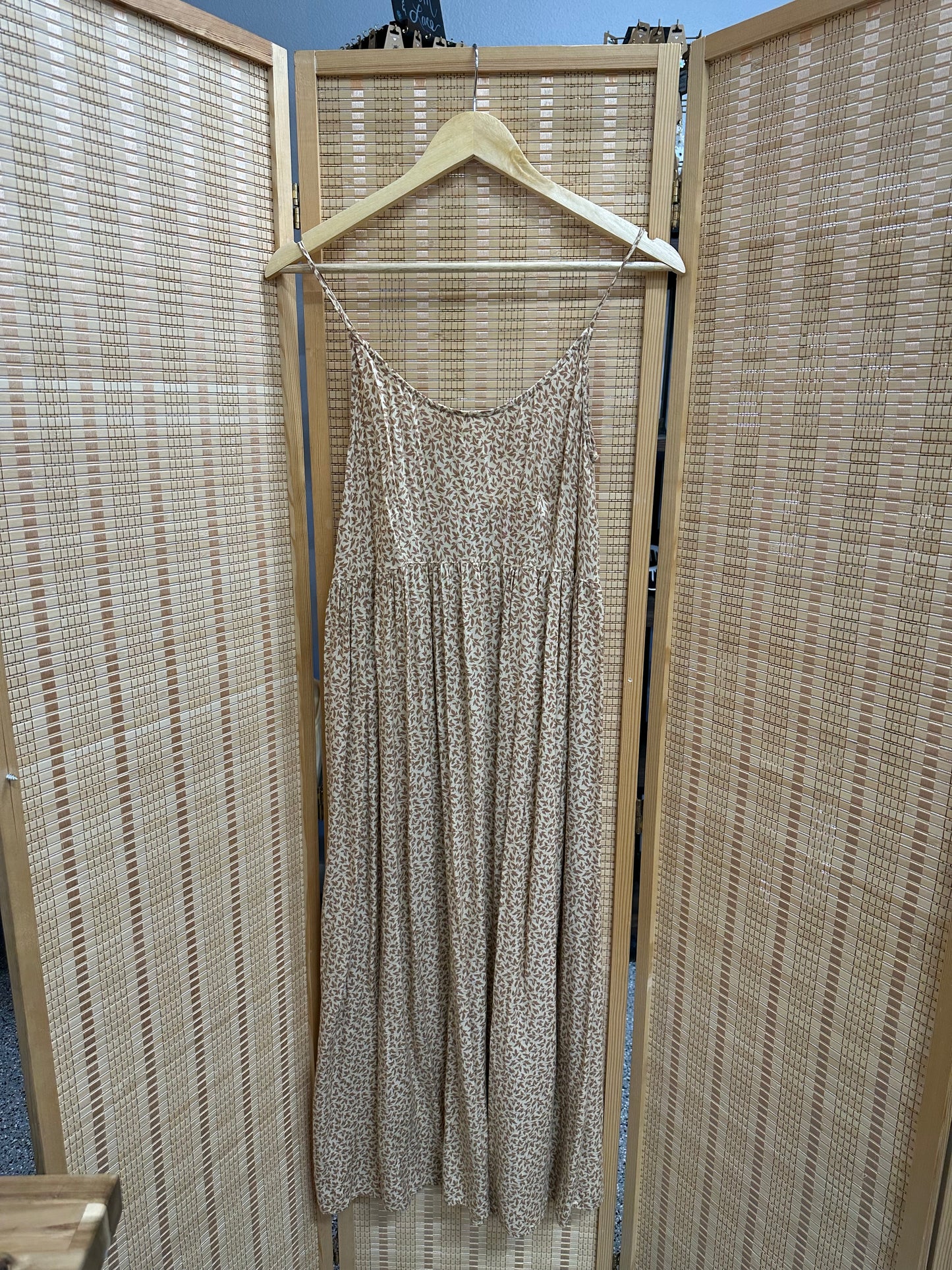Small (Size 4) Neutral Leaf Dress