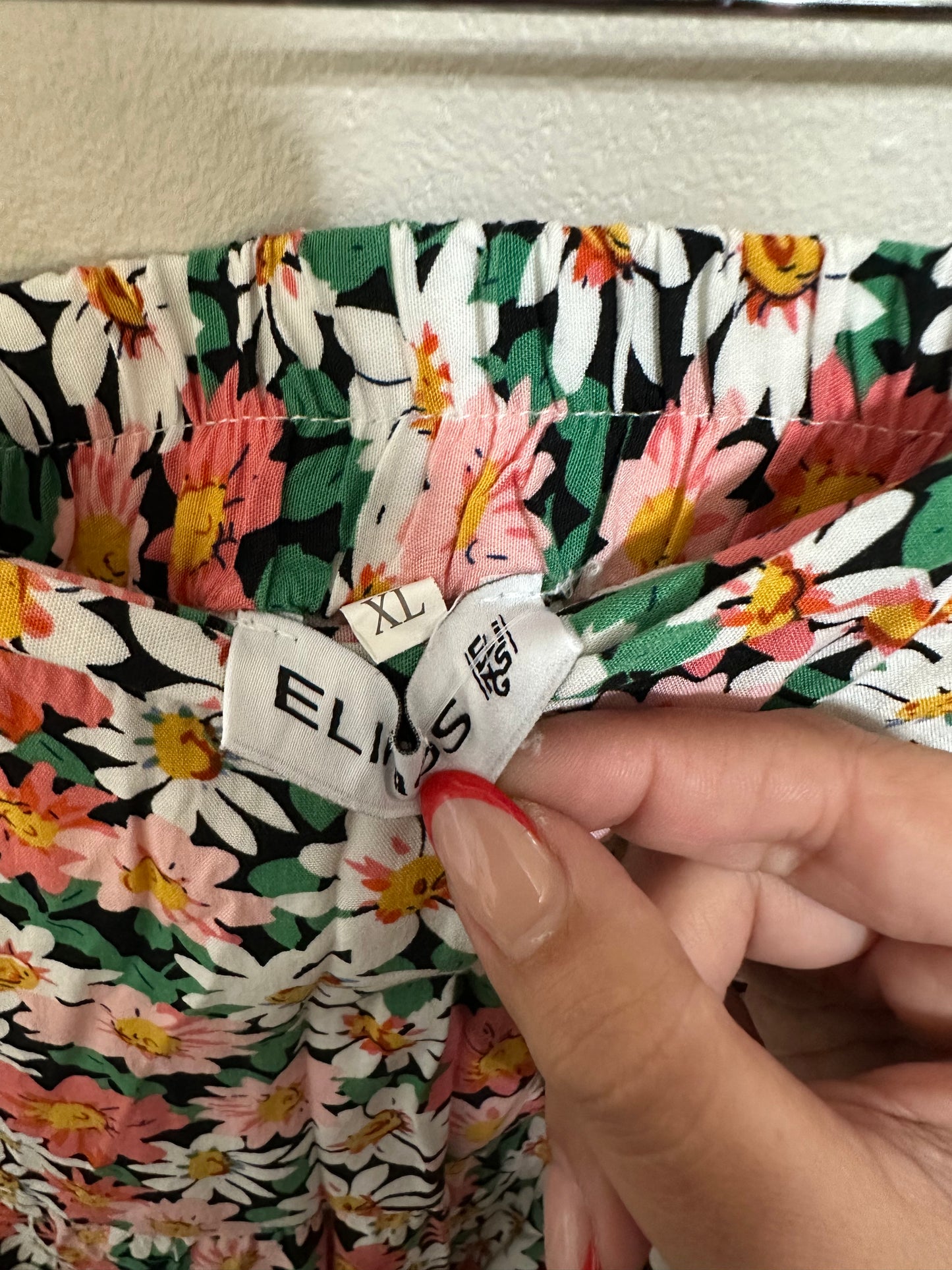 XL Floral Hi Lo Skirt