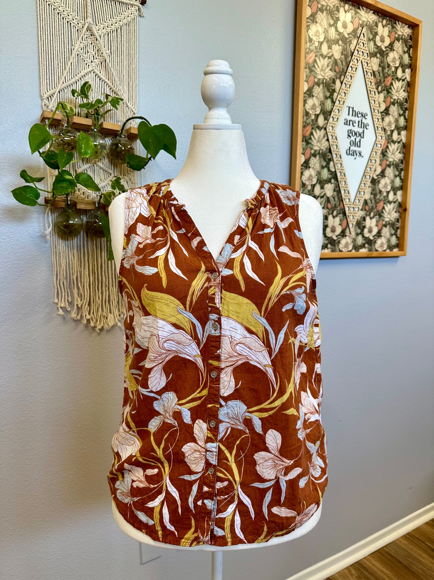 Large Terra Paradise Tank Top