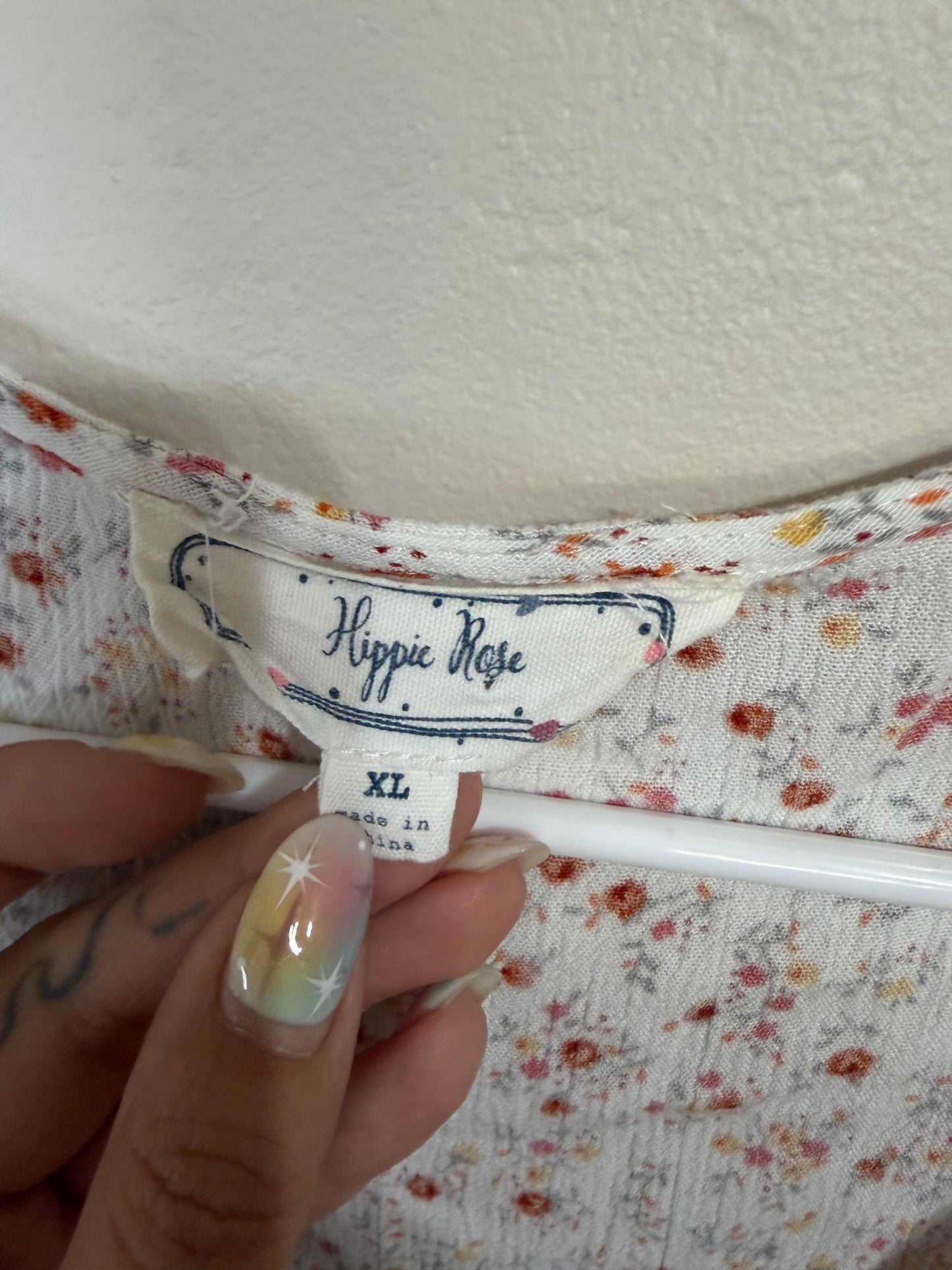 XL White Floral Top