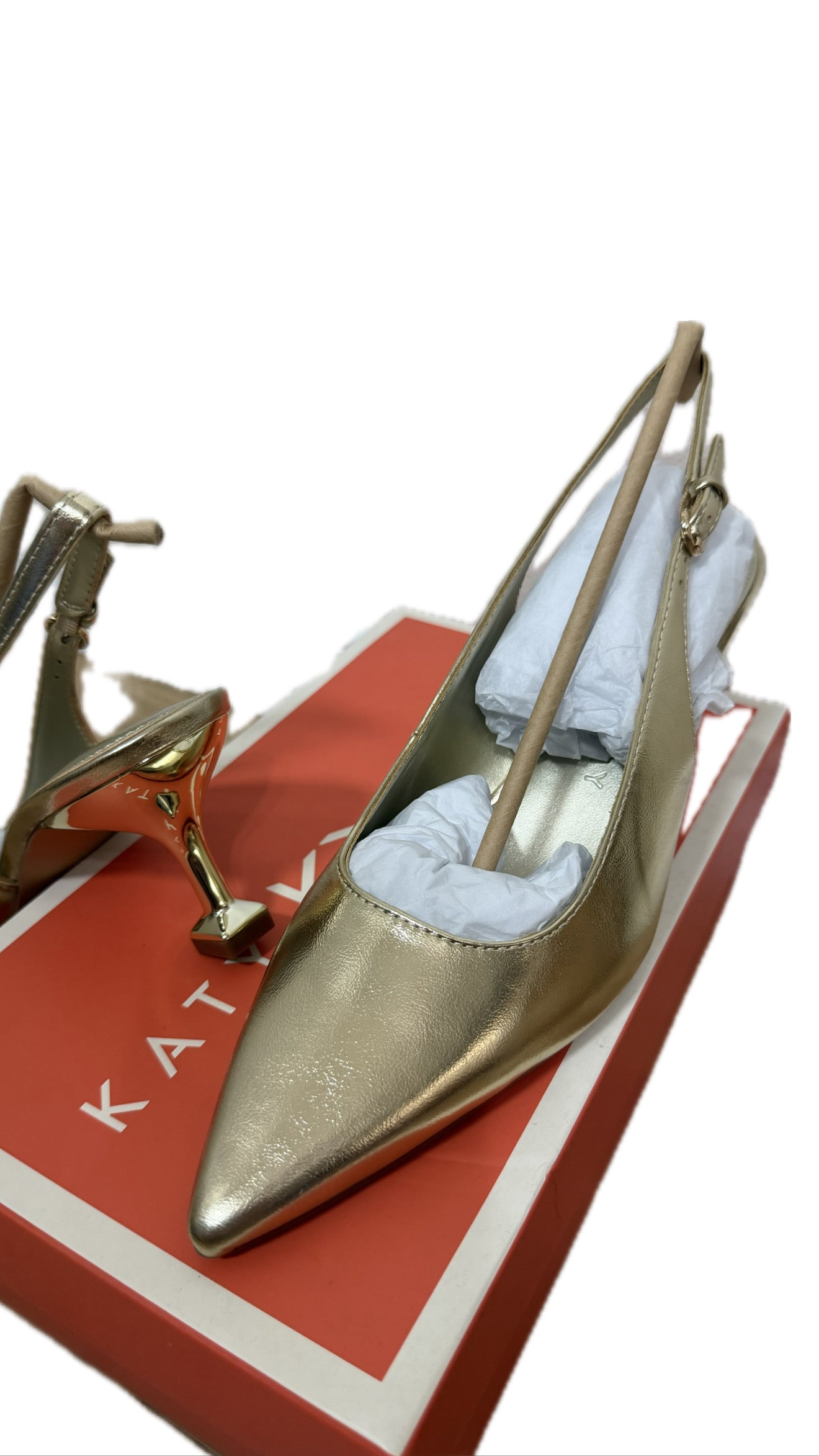 Size 9.5 NWT Katy Perry Gold Kitten Heels