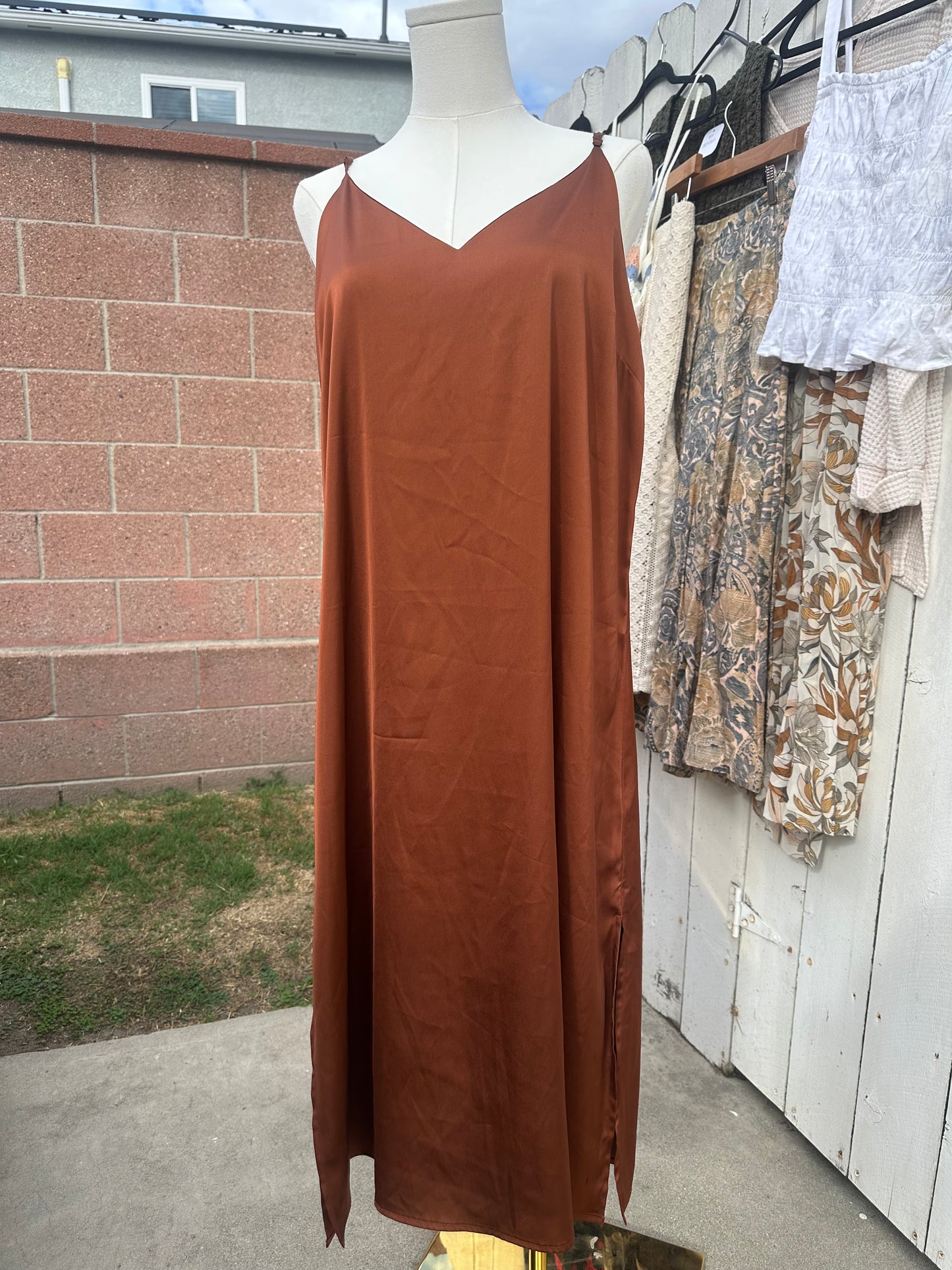 XL Brown Satin Dress