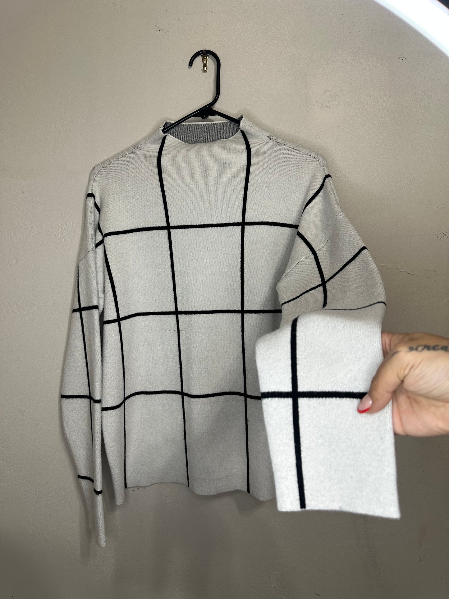 Large Grey Black Mock Sweater