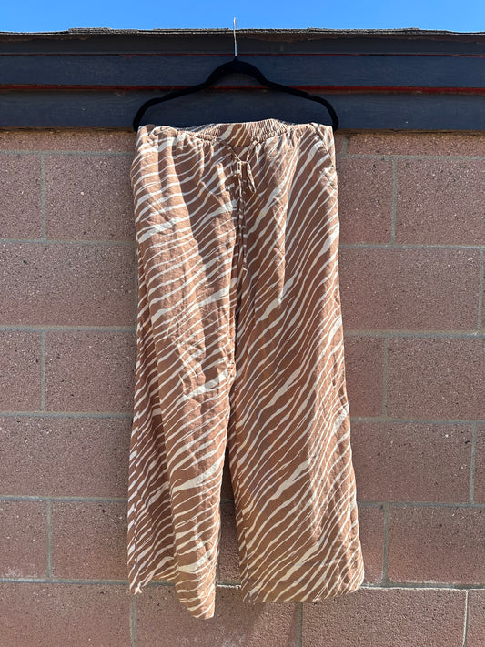 Medium Neutral Flare Pants