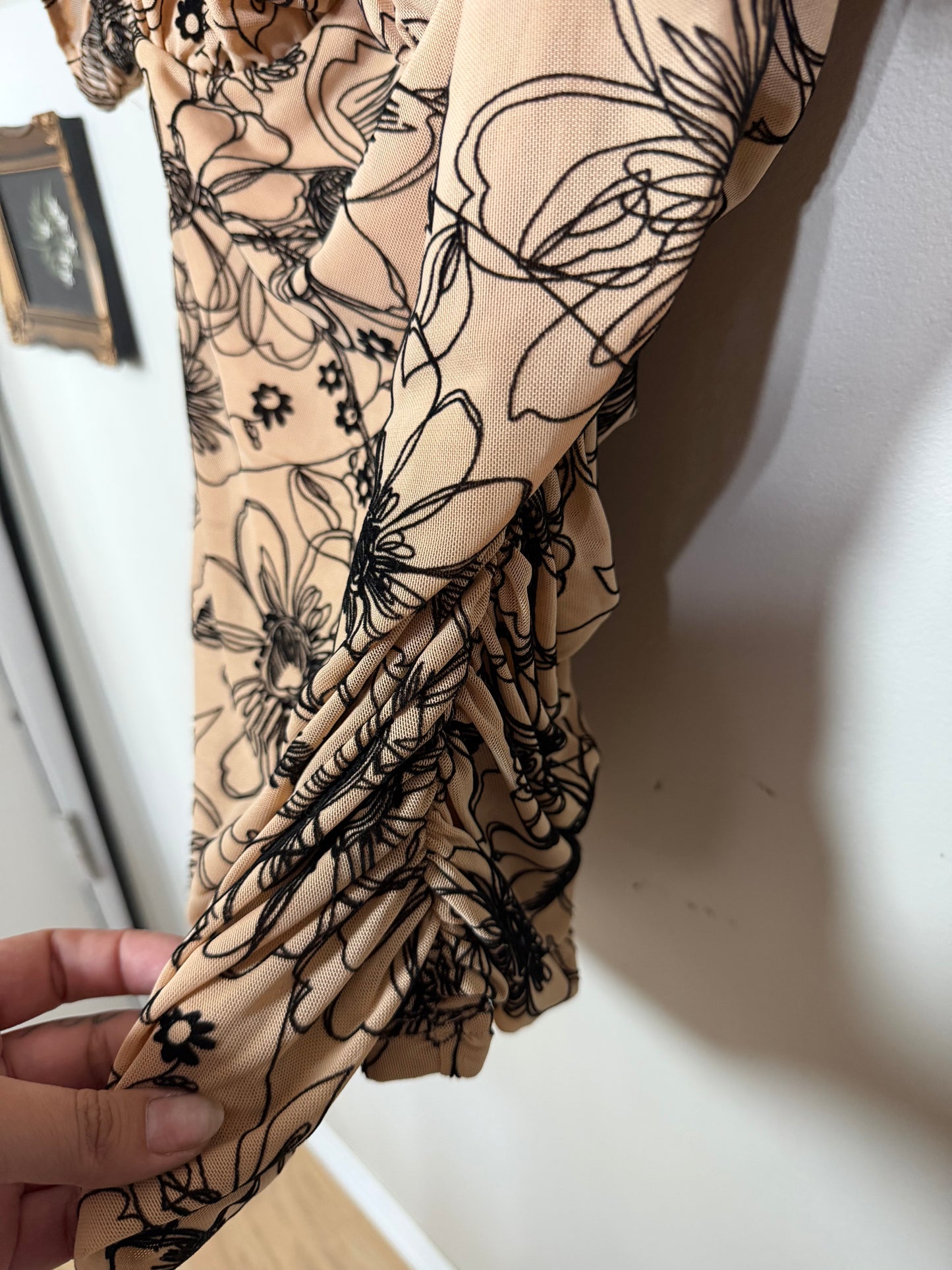 2x Nude Black Lace Floral Look Blouse