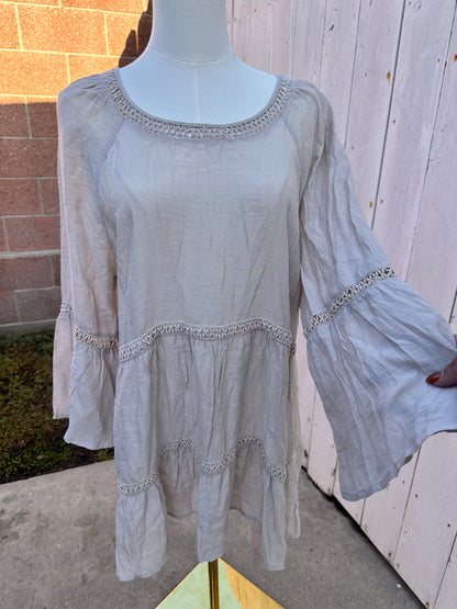 L/XL Khaki Flowy Top