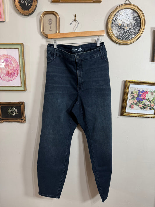 Size 26 NWT Rockstar Skinny’s