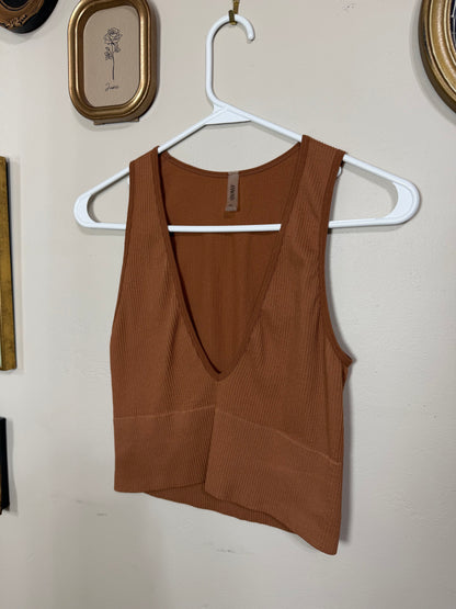 M/L Brown Ribbed Tank