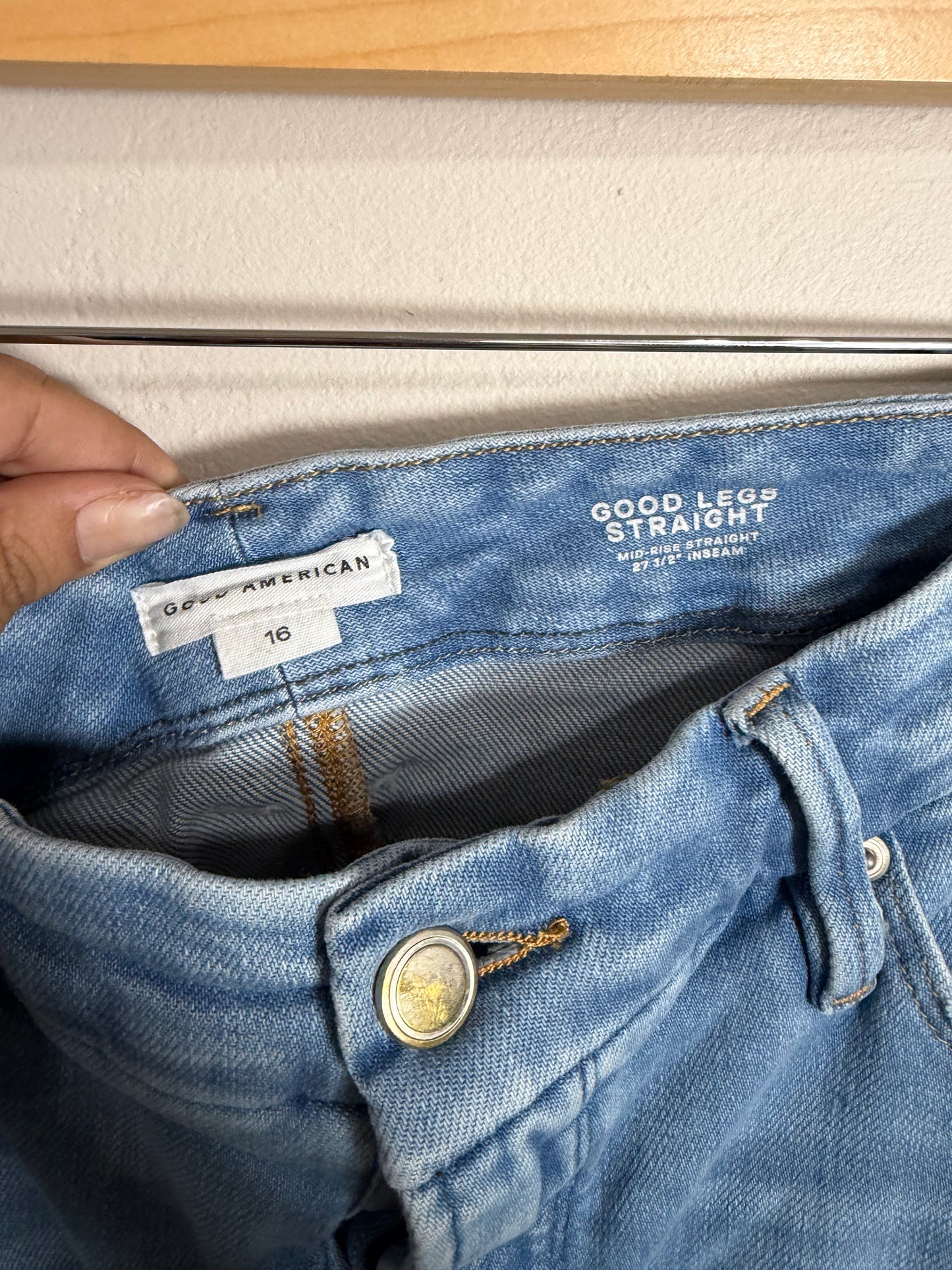 Size 16 Good Legs Straight Mid Rise Jeans