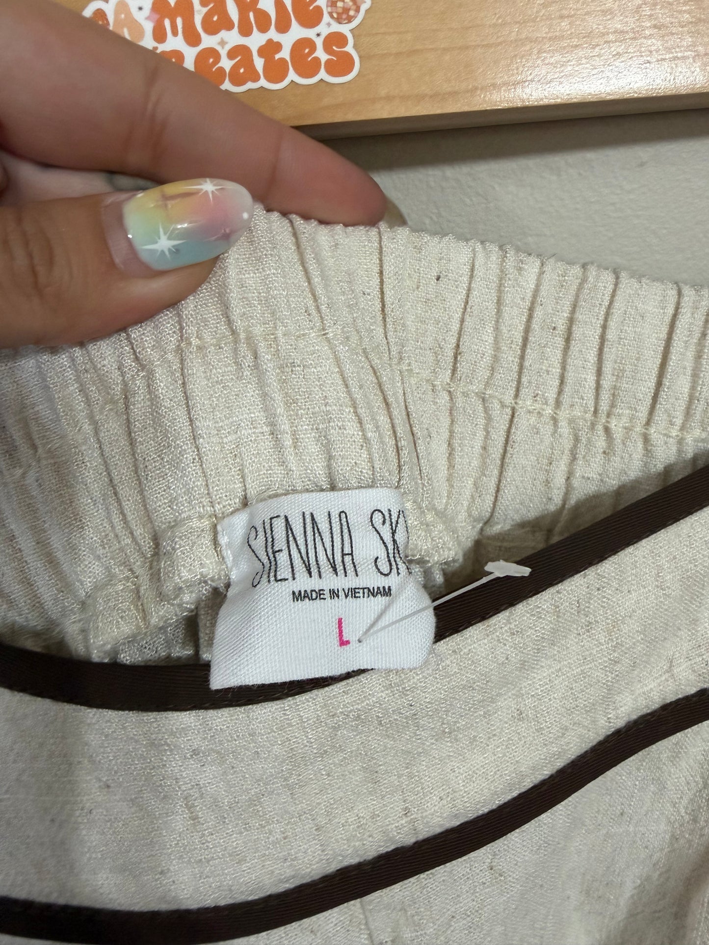 Large Linen w/ Brown Trim Pants