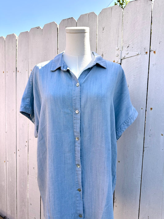 PMedium Chambray Button Top