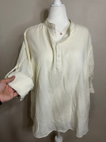 XXL Cream Button Top