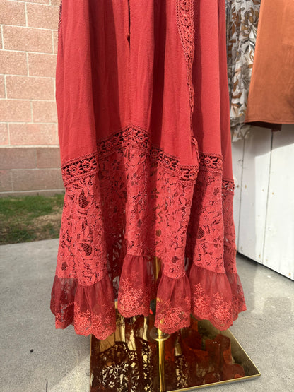 L/XL Rust Lace Detail Dress