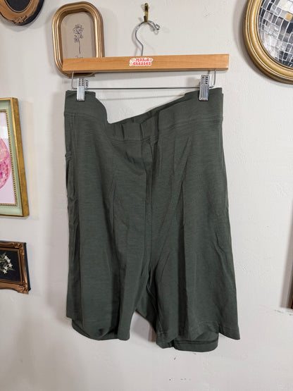 4x Green Biker Shorts