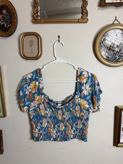 Medium Floral Smocked Puff Sleeve Crop Top