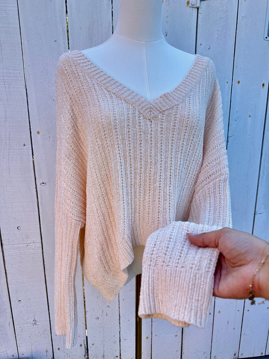 M/L Cream Cropped Sweater