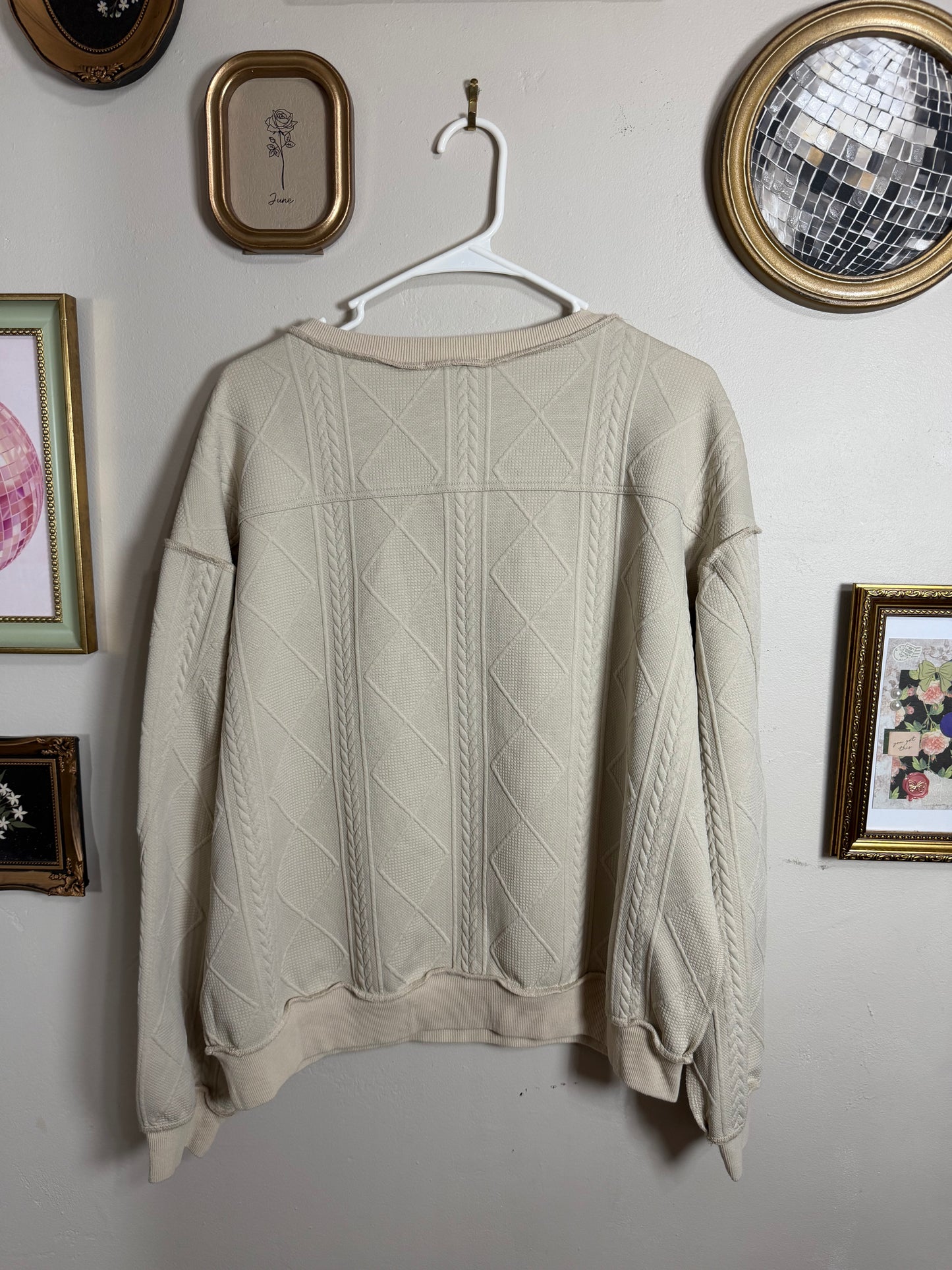 Small Oversized Neutral Textured Sweater w/ Kangaroo Pocket