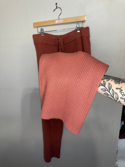 XL Mauve Ribbed Pants