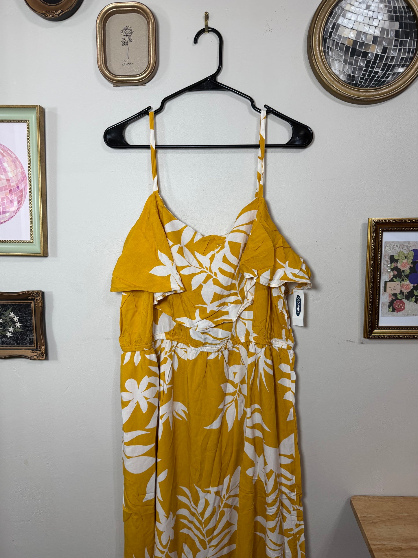 XL NWT Sunshine Yellow Vacay Dress