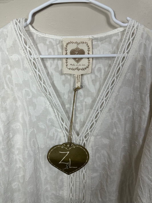 Large NWT White Tunic