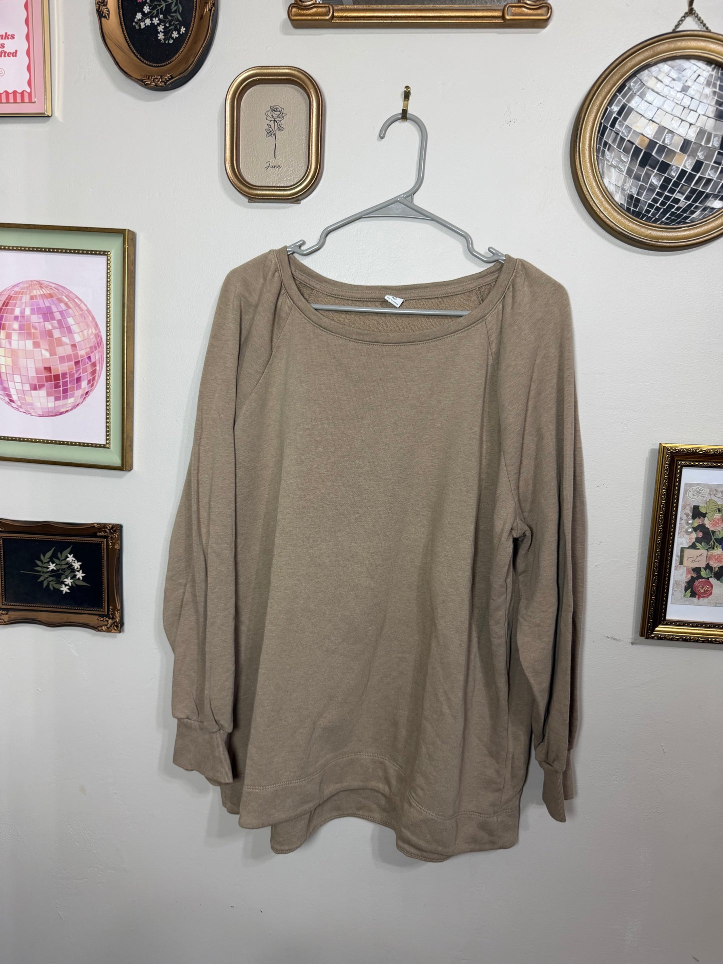 2x Plus Neutral Tan Sweatshirt