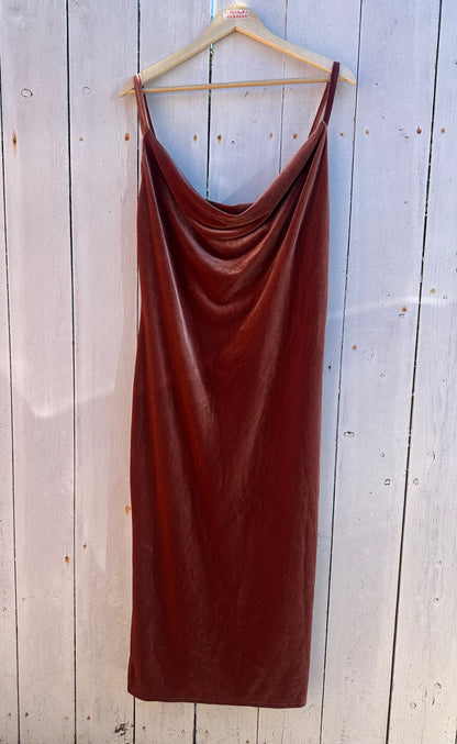 L/XL Mauve Velvet Dress