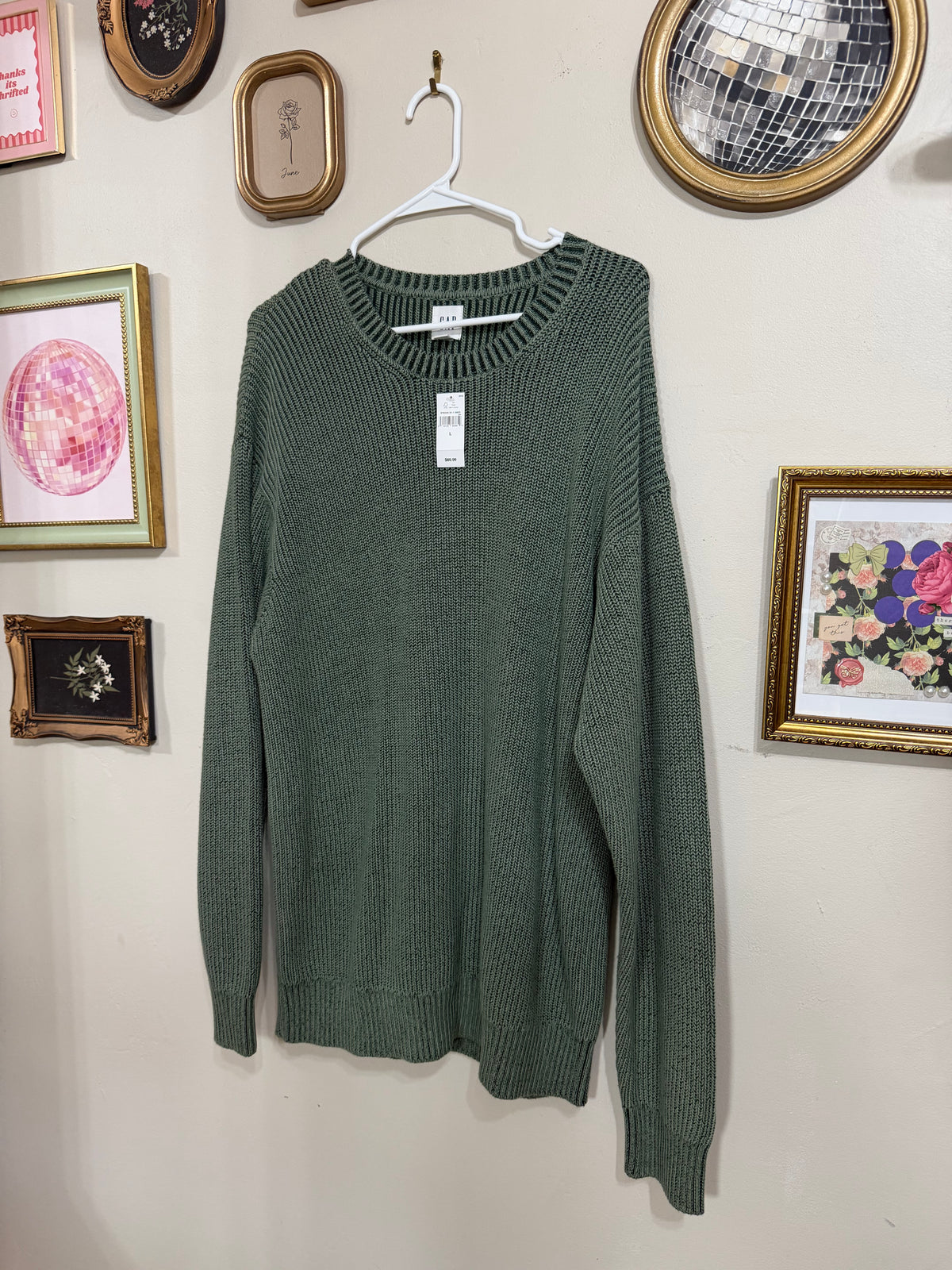 Large NWT Green Ribbed Sweater