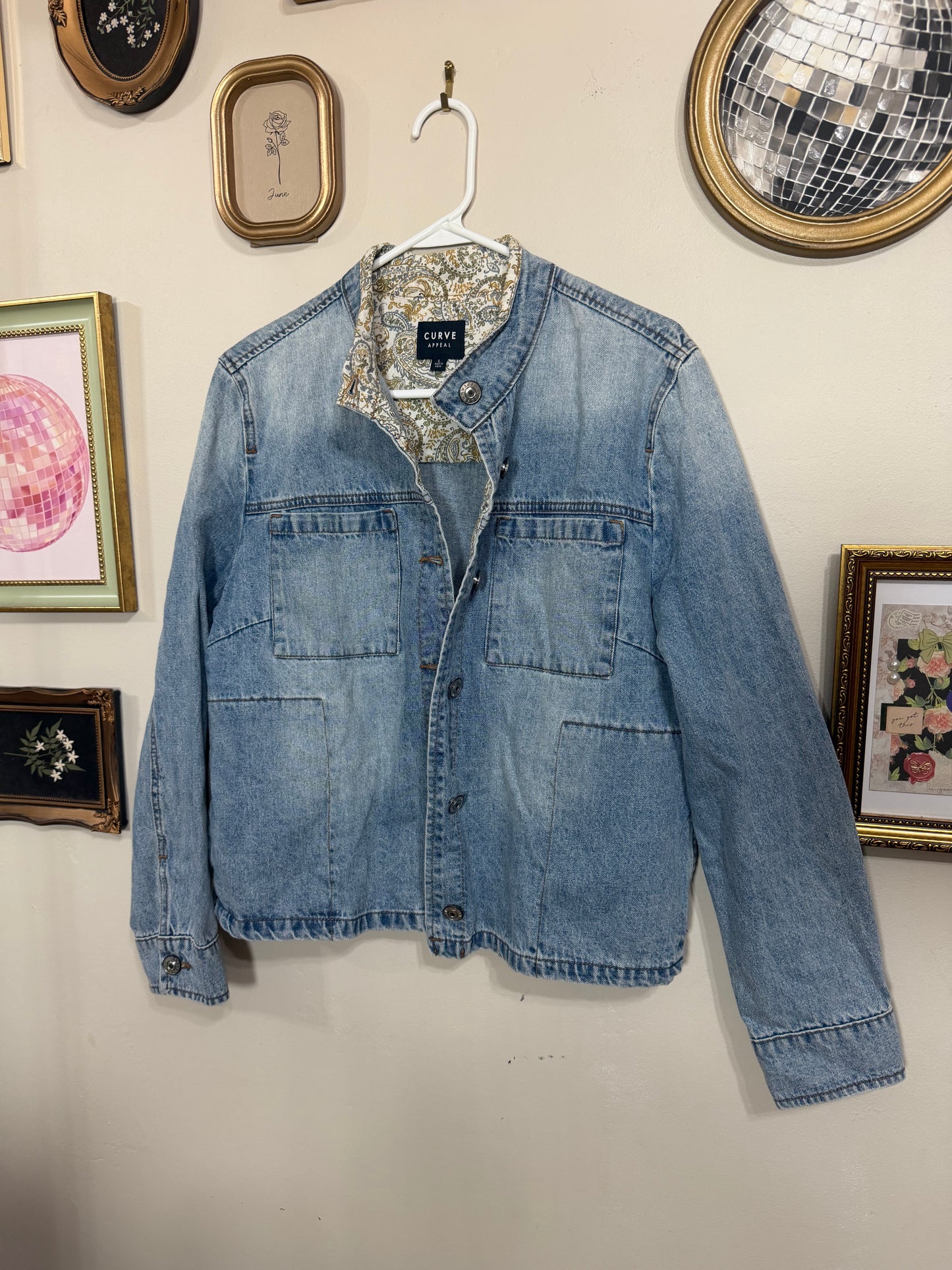 Large Denim Jacket w/ Floral Pattern Lining