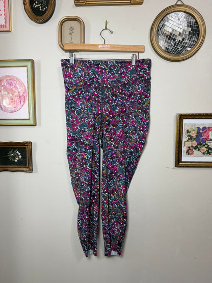 Size 14/16 (Tagged 18) Base Pace High Rise Tight 28"