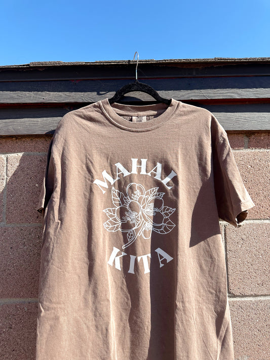 Mahal Kita Graphic Tee
