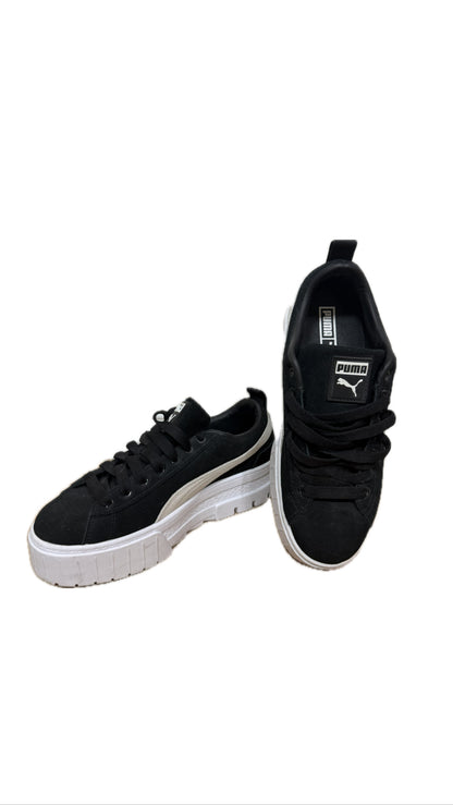 Size 9 PUMA Black Platform Lace Up