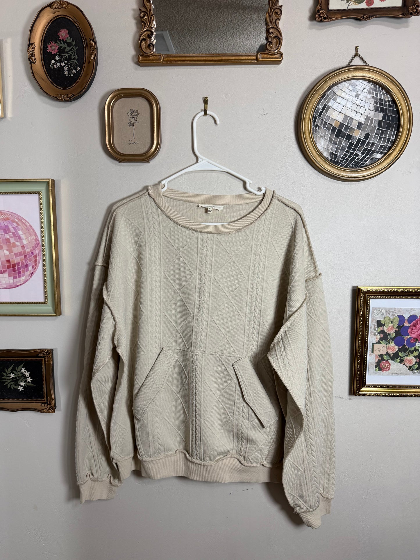 Small Oversized Neutral Textured Sweater w/ Kangaroo Pocket