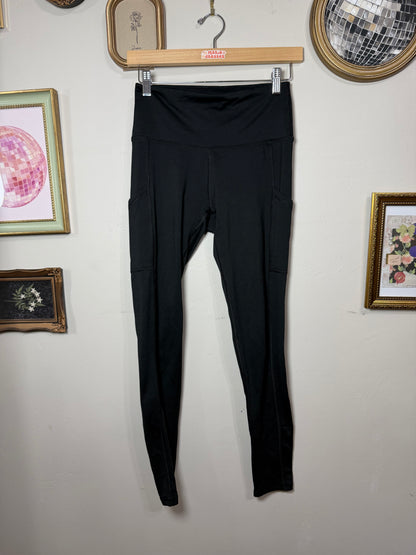 Medium Black Leggings w/ Pockets