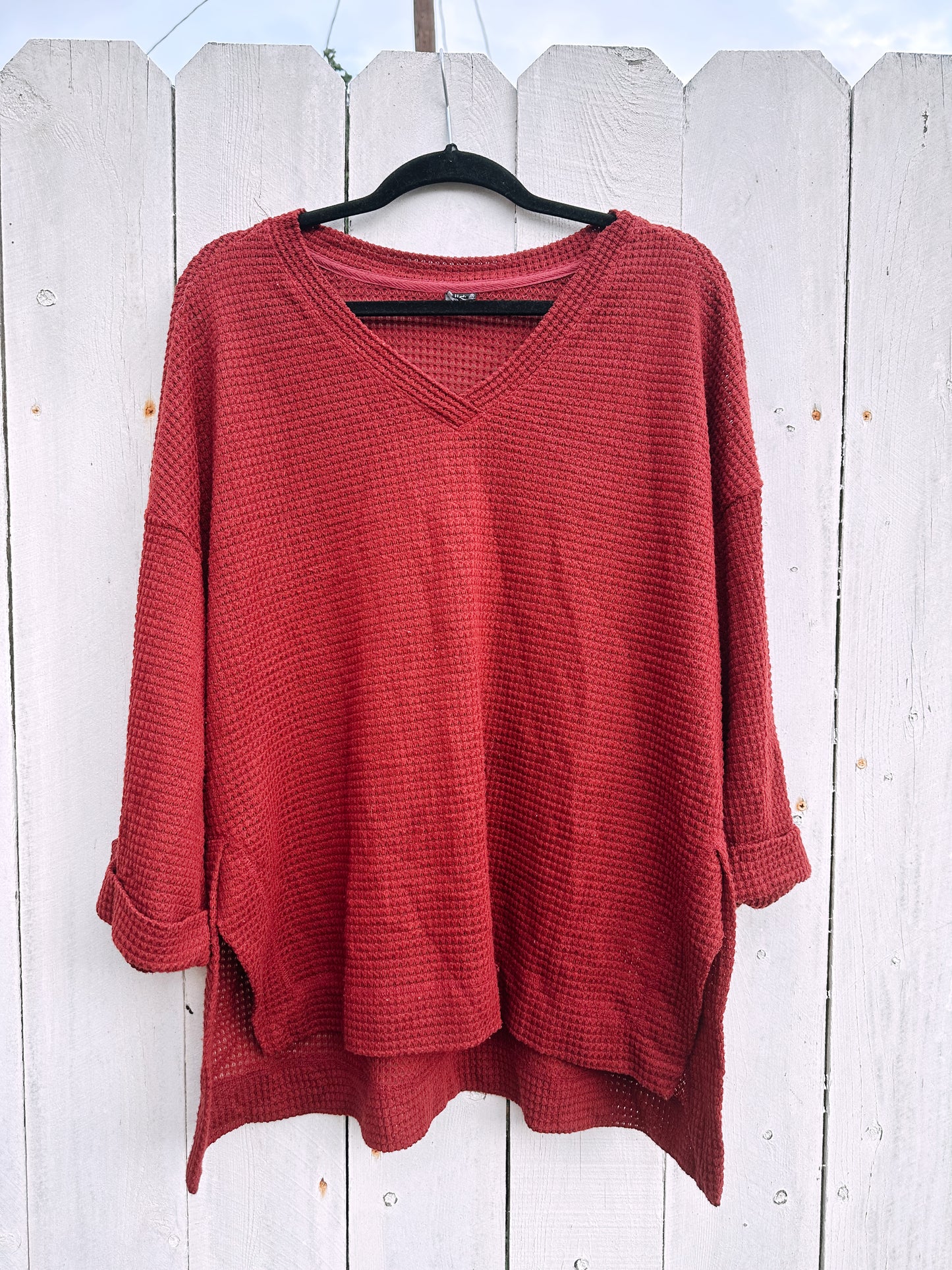 L/XL Burgundy Vneck Knit Top