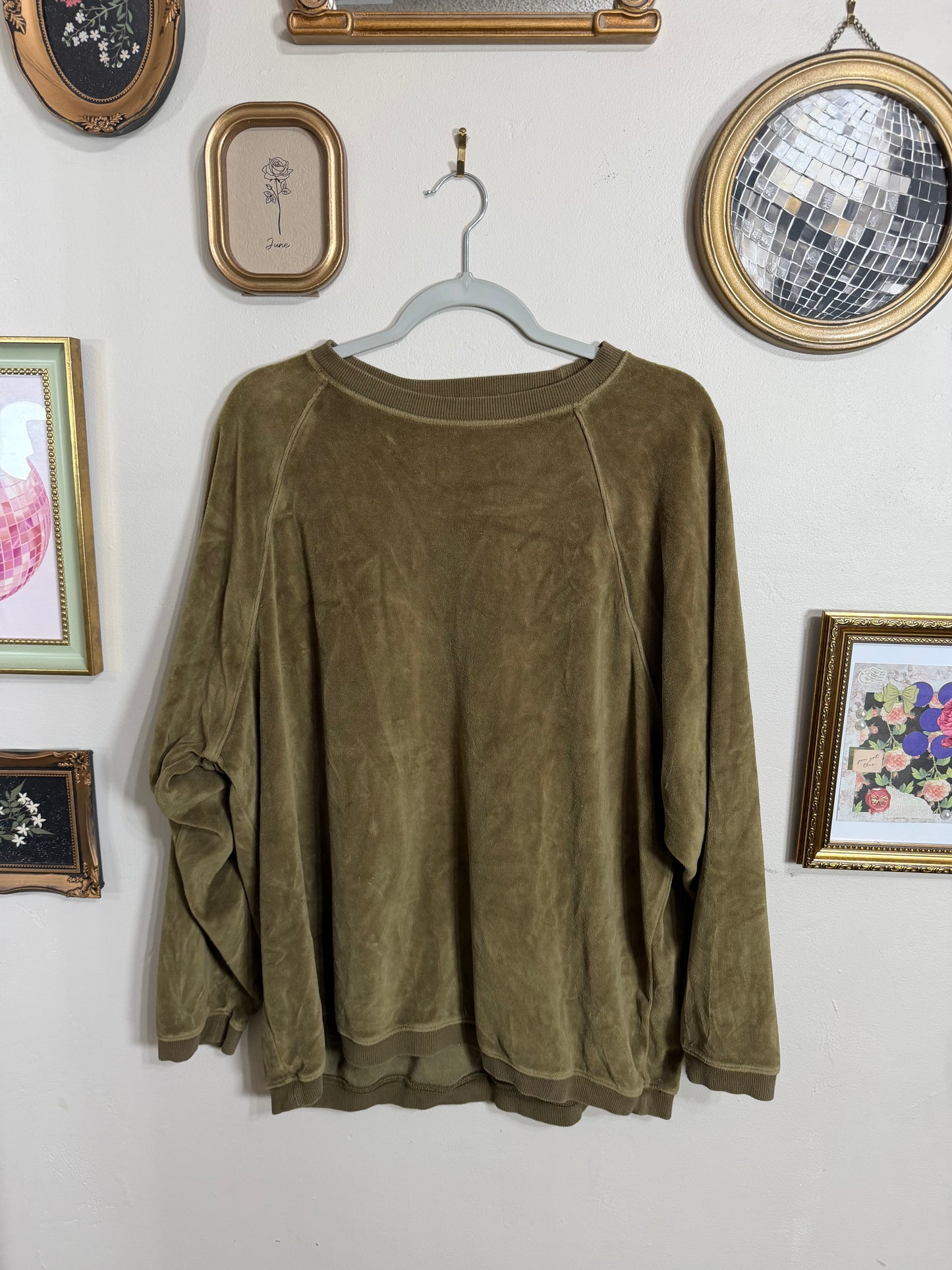 Small (up to XL) Green Velour Crewneck Sweater