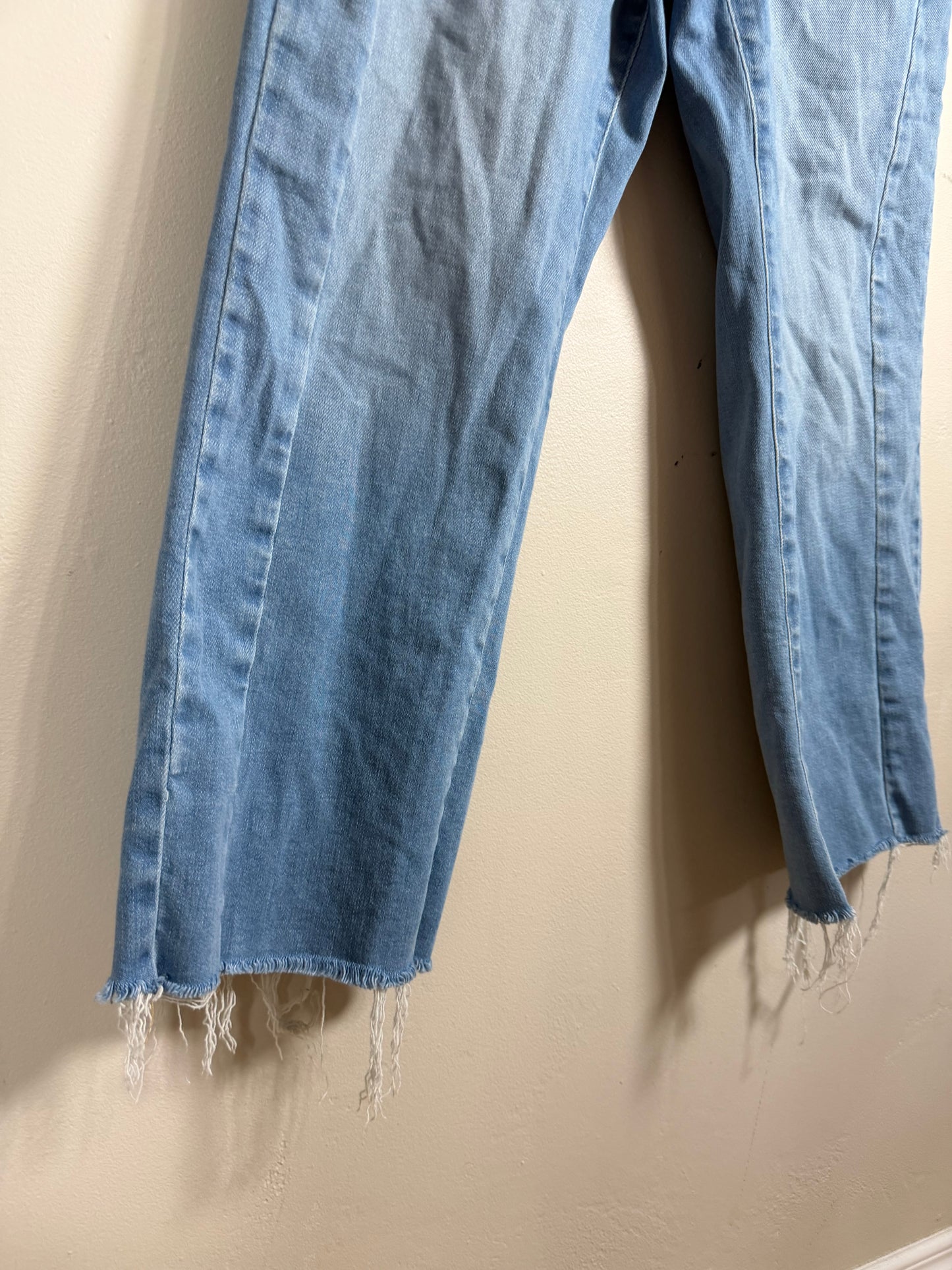 Size 16 Good Legs Straight Mid Rise Jeans