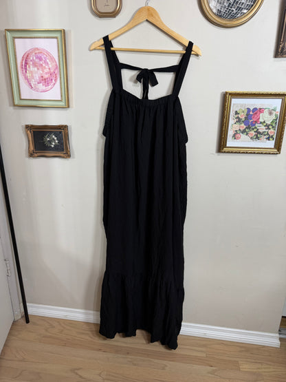 4x Black Maxi Dress w tie in back