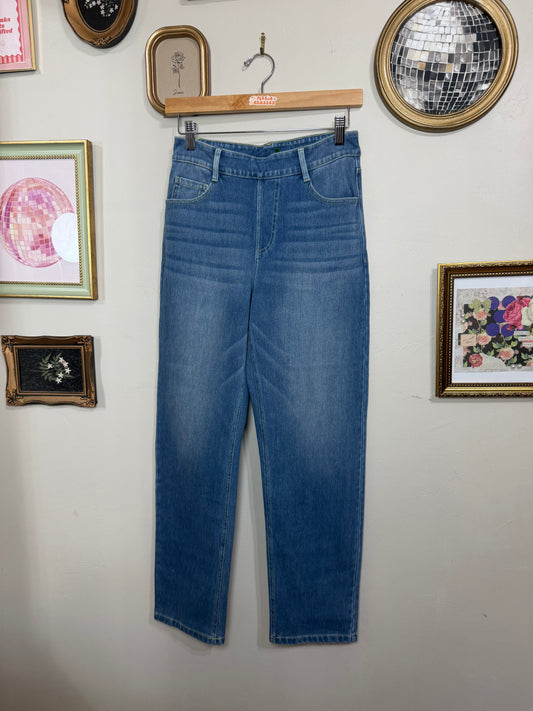 Small NWT High Waisted Jeans