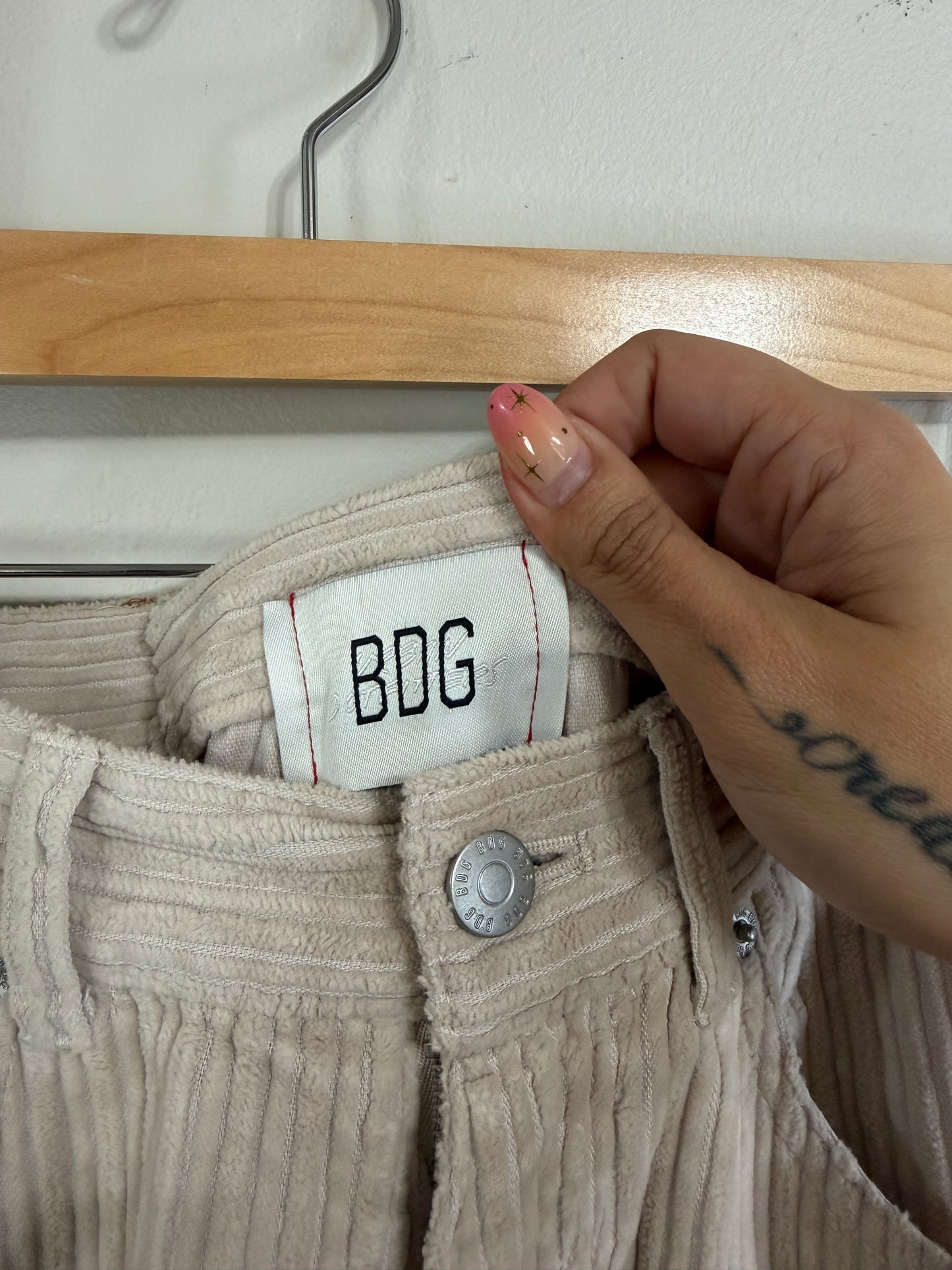 Size 27 BDG Corduroy Pants