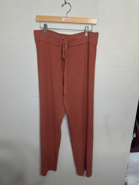 XL Mauve Ribbed Pants